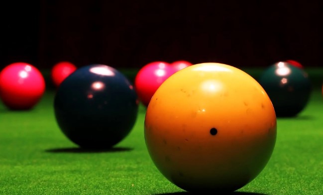 ���Ժͺ���������̨����Ϸ�̵�